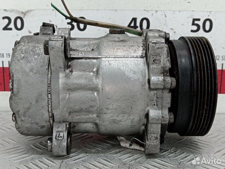 Компрессор кондиционера для Volkswagen Golf 4