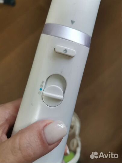Фен щетка Philips essential care