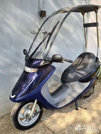 Продаю скутер хонда (Honda) кабина