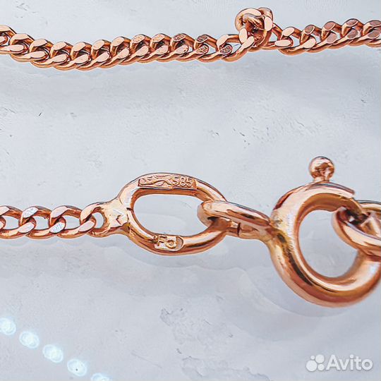 Золотая цепь с крестом (Италия)