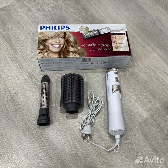 Фен-щетка Dynamic VolumeBrush HP8664/00