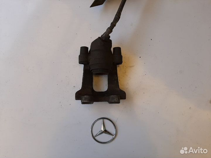 Суппорт задний правый Mercedes GL 164