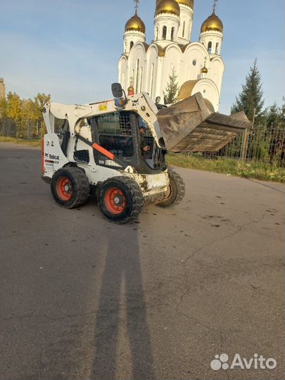 Мини-погрузчик Bobcat S770, 2011