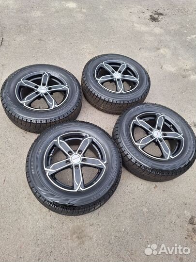 Зимние колеса Bridgestone 205/65 R15