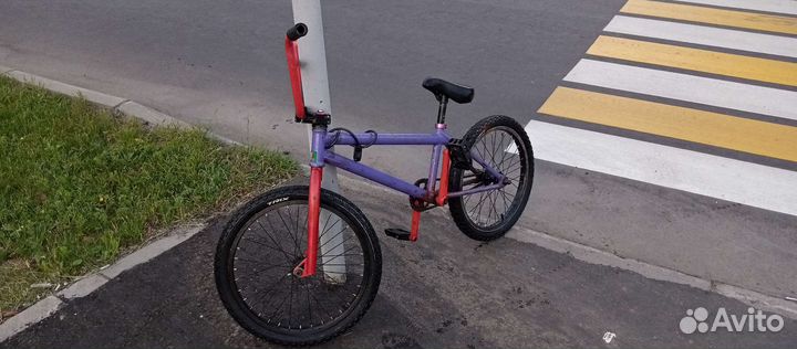 Трюковой велосипед кастом BMX