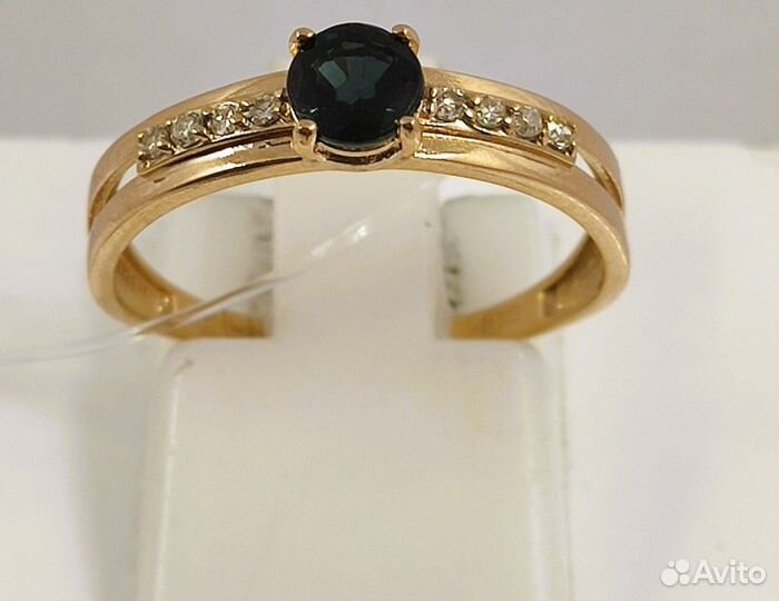 Золотое кольцо с бриллиантами