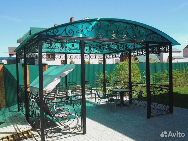 Беседка с мангалом