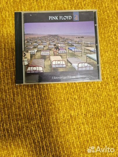 Pink floyd a momentary lapse of reason