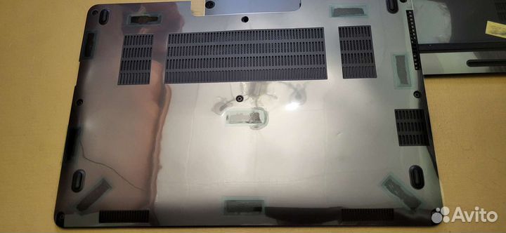 Поддон нижняя крышка ноутбука Dell Latitude