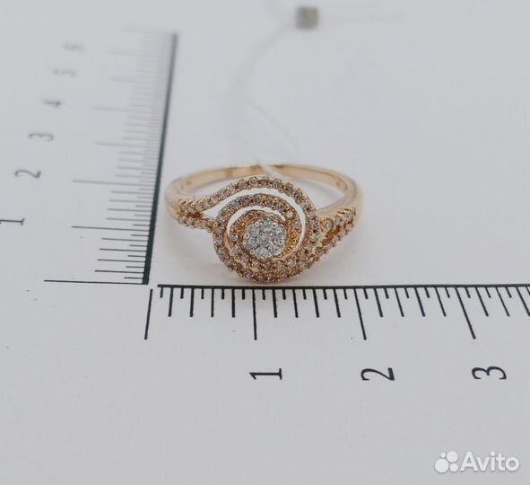 Золотое кольцо с камнем 17,5р