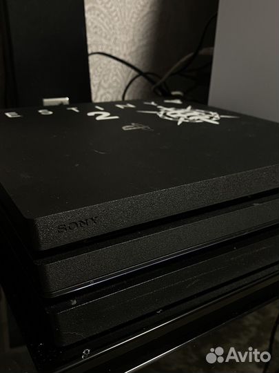 Sony playstation PS4 pro 1tb