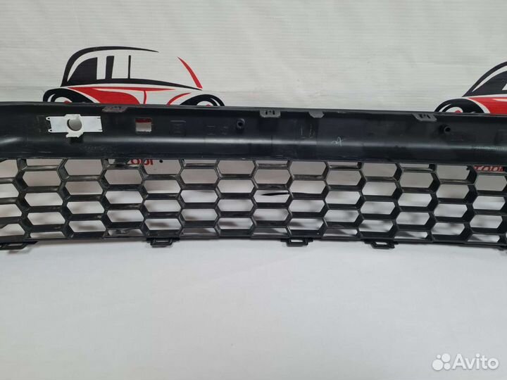 Решетка переднего бампера Lexus NX (2014-2017)