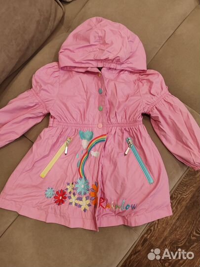 Продам плащ для девочки