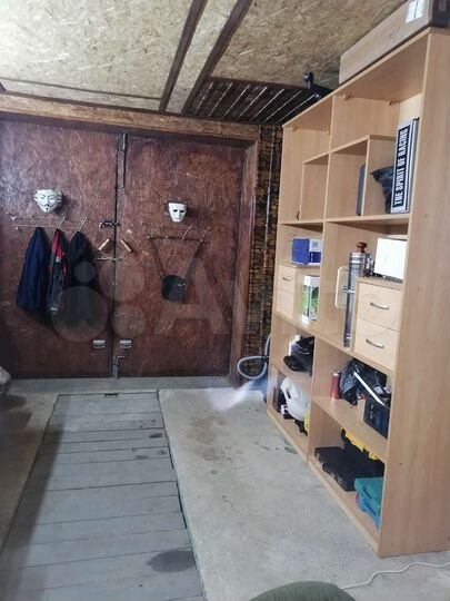 Гараж, > 30 м²