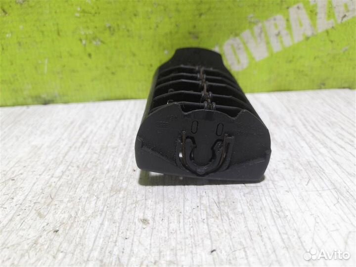 Дефлектор воздушный Ауди 80 90 Б3