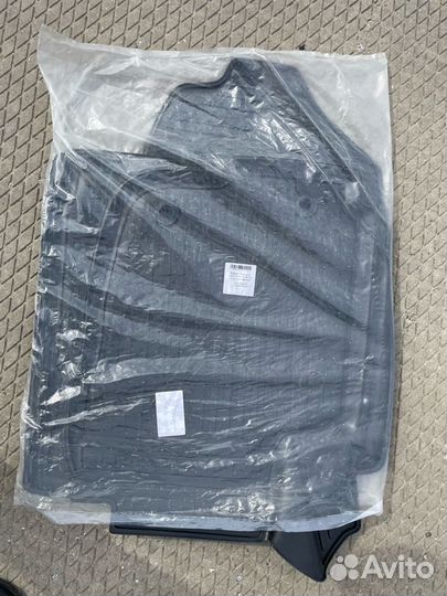 Ковры в салон автомобиля Rav-4