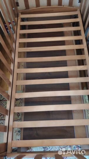 Детская кровать с 0 до 3 лет из натур. дерева