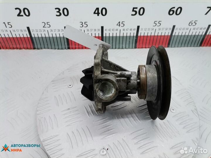 Помпа Audi 80 8C/B4 1992 037121005C