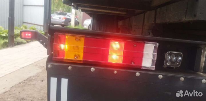 К-кт Фонари 2 шт задние Мерседес на Фуру