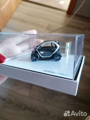 Модель автомобиля Renault twizy