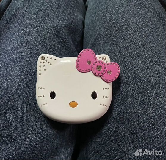 Кнопачный телефон Hello kitty
