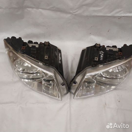 Фары Chrysler Voyager 4.Комплект.Европа