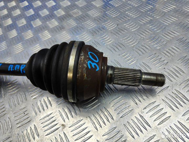 Привод передний правый Volkswagen Touareg 3.6 BHK