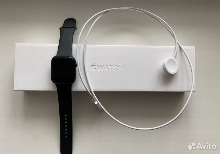 Apple Watch SE 40mm Space grey Витринные,Магазин