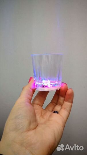 Светящиеся рюмки для праздника