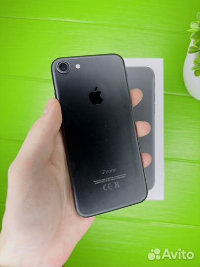 iPhone 7 32gb black;
