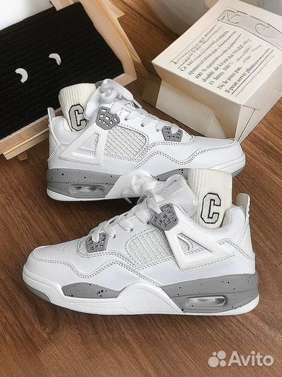 Air Jordan 4