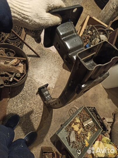 Усилитель заднего бампера Форд Куга 2 2013-2015