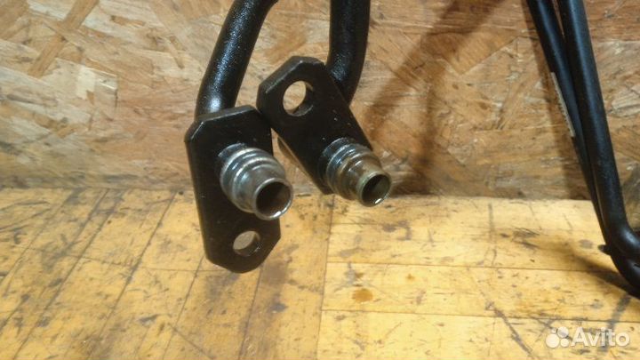 Трубка системы охлаждения АКПП Audi A4 B7 2.0 2009