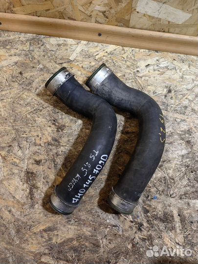 Патрубок воздуха турбины Транспортер Т5 7H0145709D