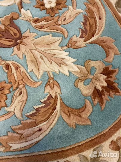 Ковер шерстяной новый