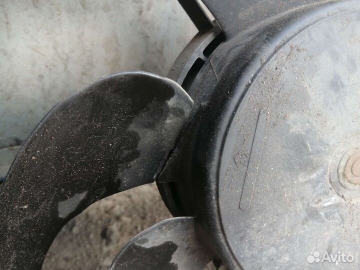 Вентилятор охлаждения двигателя Skoda Octavia A5