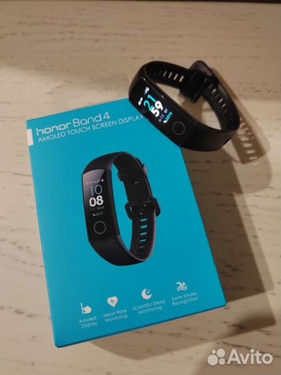 Фитнес браслет honor band 4