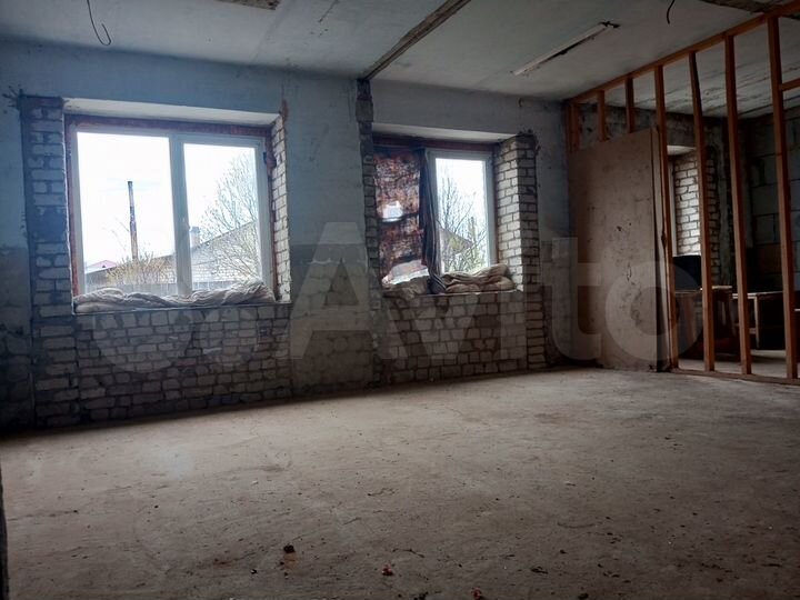 4-к. квартира, 118,9 м², 1/2 эт.