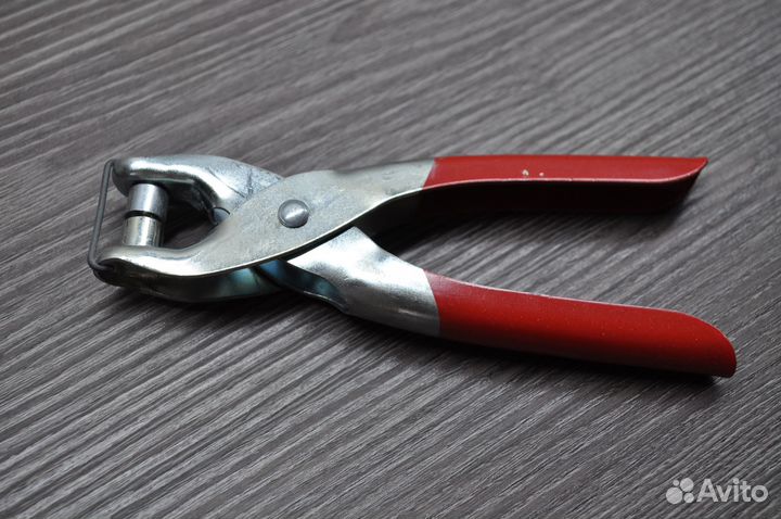 Пресс для люверсов ручной