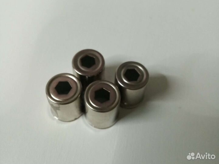 Колпачок магнетрона