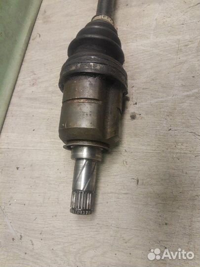 Привод передний левый Opel Corsa C 1.0 2000-2006