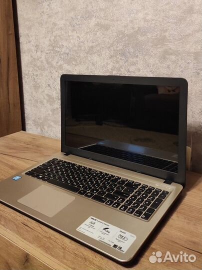 Ноутбук asus X540S
