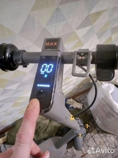 Электросамокат midway