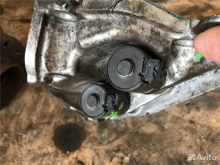 Крышка передняя двс Suzuki Alto 2009, 2012