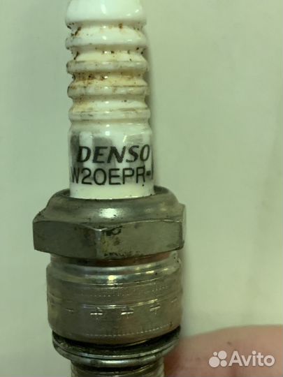 Свеча зажигания оригинал denso W20epru4