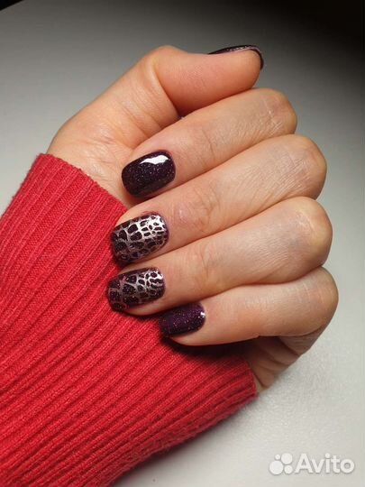 Маникюр, укрепление, выравнивание базой