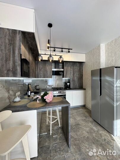 Угловая кухня на заказ. Фабрика