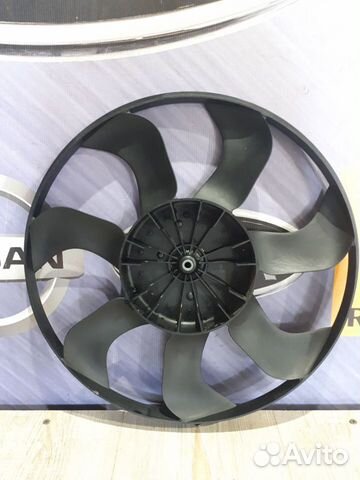 Вентилятор радиатора охлаждения двигателя диффузор