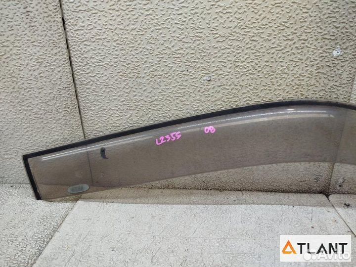 Ветровик передний правый daihatsu esse