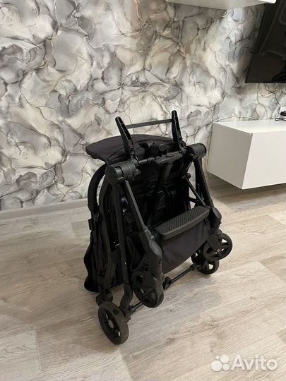 Детская коляска чемодан
